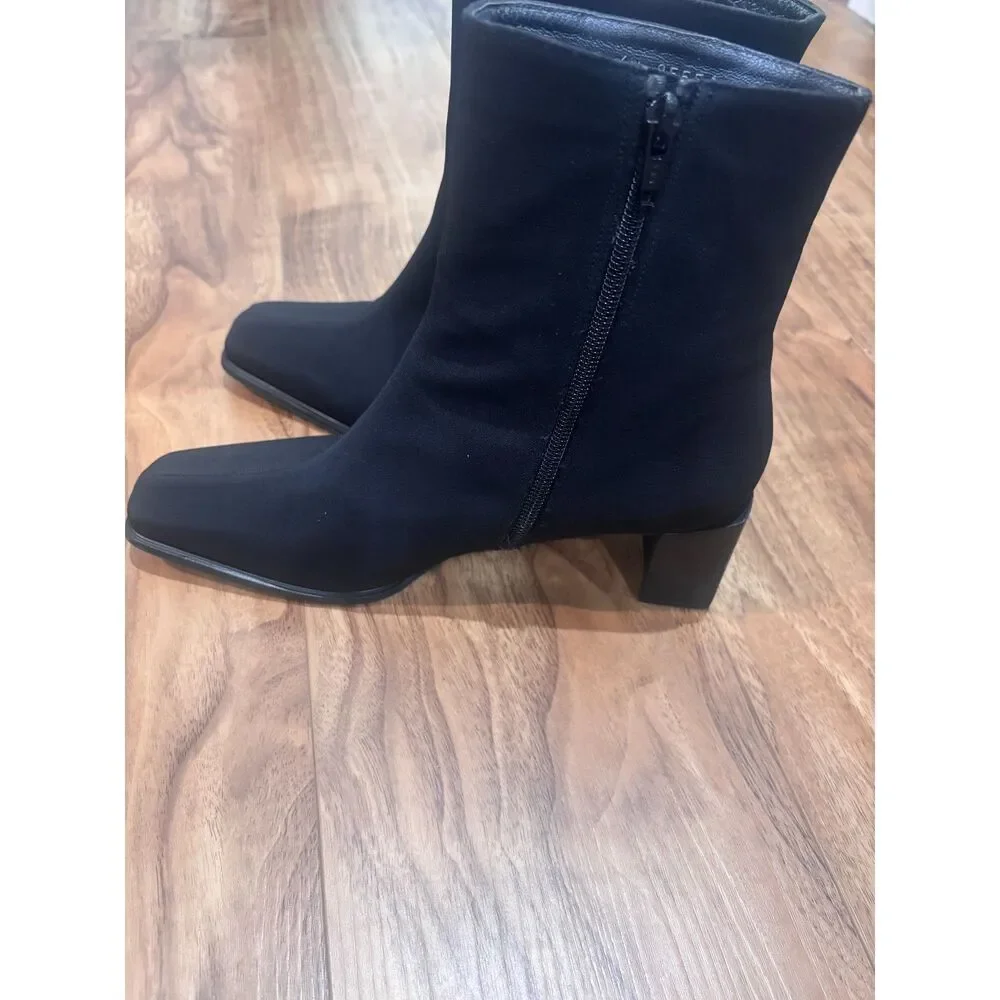 Stuart Weitzman Windy Gore-Tex Booties Black Square Toe Block Heel 9